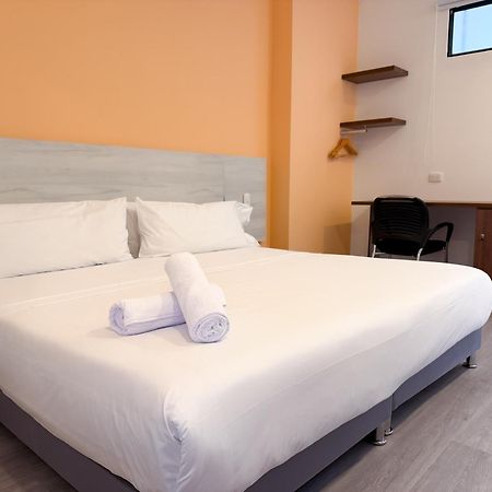 Hotel Apartamentos Regency La Feria โบโกตา ภายนอก รูปภาพ